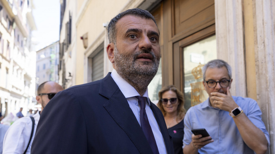 Decaro, non sono indispensabile, n&egrave; insostituibile