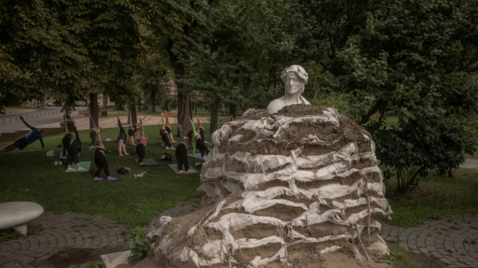 Zelensky destitui ministro da Defesa em plena contraofensiva sobre a R&uacute;ssia