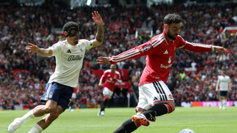 Fernandes equals assist record as Man Utd edge Forest thriller