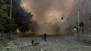 Russia threatens more strikes on Kyiv, urges foreigners to leave city