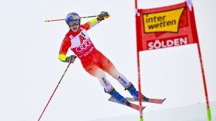 Cdm: Odermatt vince il gigante a Soelden, Vinatzer buon ottavo