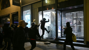 NFL: Paris game to go ahead despite protests in France
