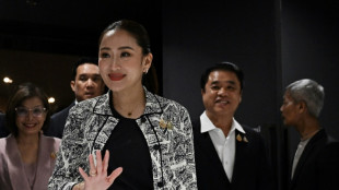 Herdeira da fam&iacute;lia Shinawatra eleita primeira-ministra mais jovem da hist&oacute;ria da Tail&acirc;ndia