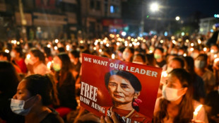 Birmana Aung San Suu Kyi cumple 80 años y continúa encarcelada