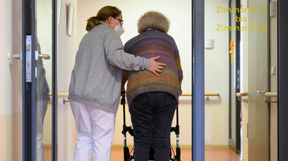 Zahl der Erwerbst&auml;tigen trotz schwacher Konjunktur 2025 fast unver&auml;ndert 