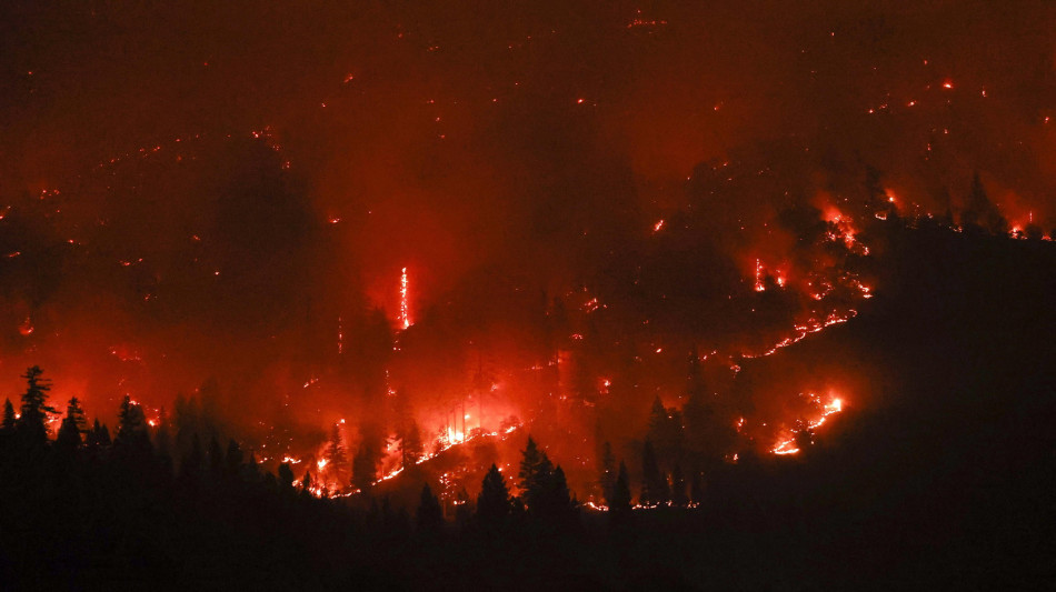 In Nevada dichiarata l'emergenza per gli incendi, fermato un uomo