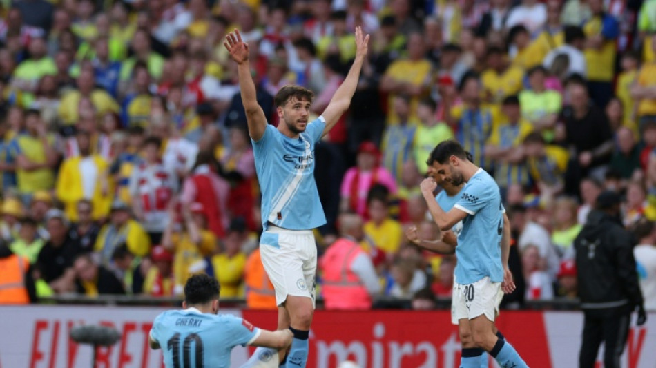 Manchester City vence Southampton de virada (2-1) e vai &agrave; final da Copa da Inglaterra
