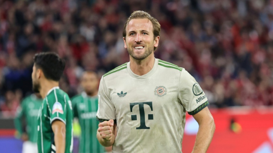 Bayern goleia Werder Bremen (4-0) e se mantém 100% na Bundesliga