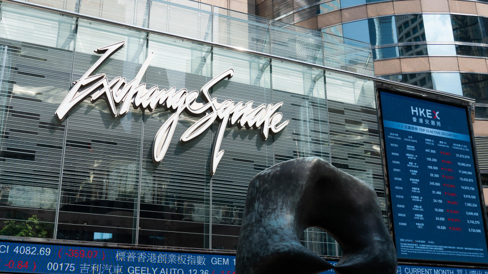 Borsa: l'Asia chiude prudente e guarda alle banche centrali