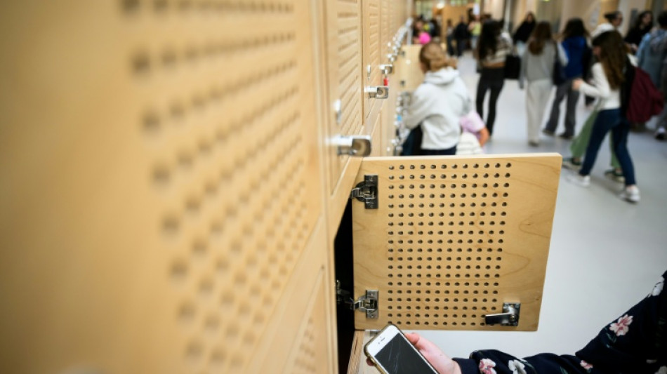 EU grills Apple, Snapchat, YouTube over risks to children