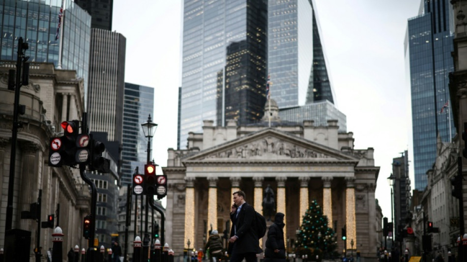 La economía británica se contrae nuevamente un 0,1% en octubre