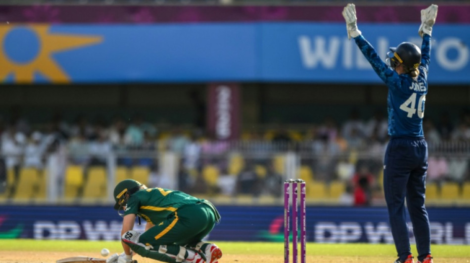 England skittle sorry South Africa for 69 at Women's World Cup