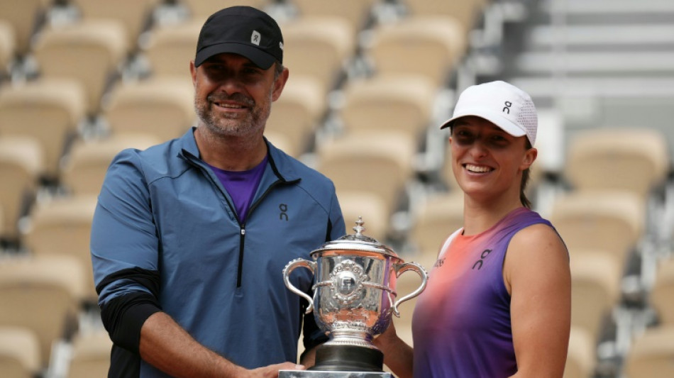 N&uacute;mero 1 do mundo, Iga Swiatek encerra parceria com t&eacute;cnico Tomasz Wiktorowski