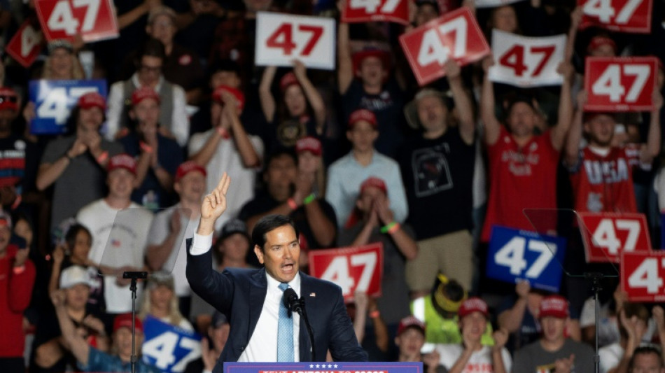 Marco Rubio diz que China trapaceou para se tornar superpot&ecirc;ncia