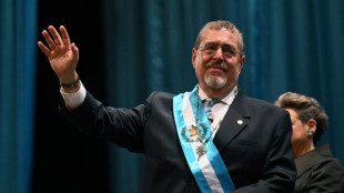 Presidente Ar&eacute;valo promete rescatar a Guatemala de la "corrupci&oacute;n"