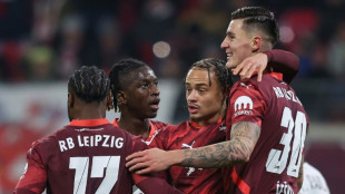 Leipzig vence St Pauli (2-0) e se mant&eacute;m na zona da Champions