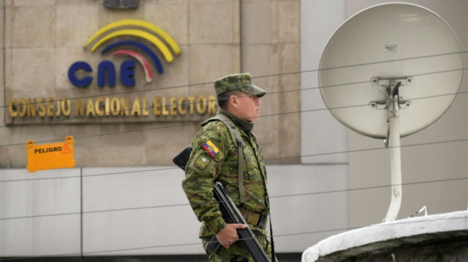 Futuro presidente do Equador enfrentar&aacute; a pior crise em meio s&eacute;culo