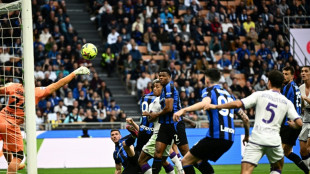 Inter suffer Fiorentina defeat, Juventus boost top-four hopes