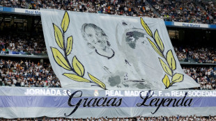 Foot: les supporters du Real Madrid rendent hommage aux "légendes" Modric et Ancelotti