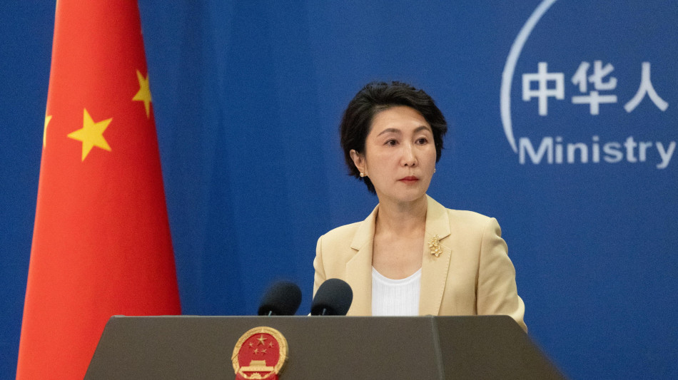 Cina a Trump, 'difenderemo gli interessi sui legami commerciali con l'Iran'