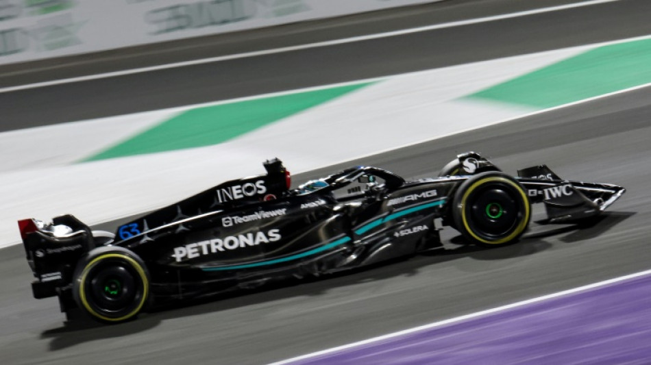 Hamilton takes 'positives' for Mercedes from Saudi Arabia