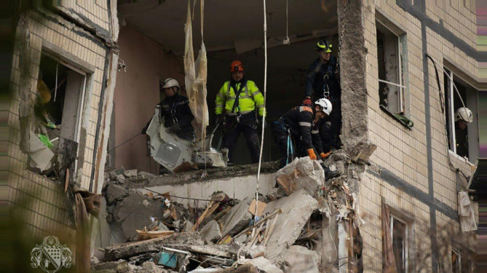 Ataque russo provoca duas mortes e cortes de energia na Ucr&acirc;nia