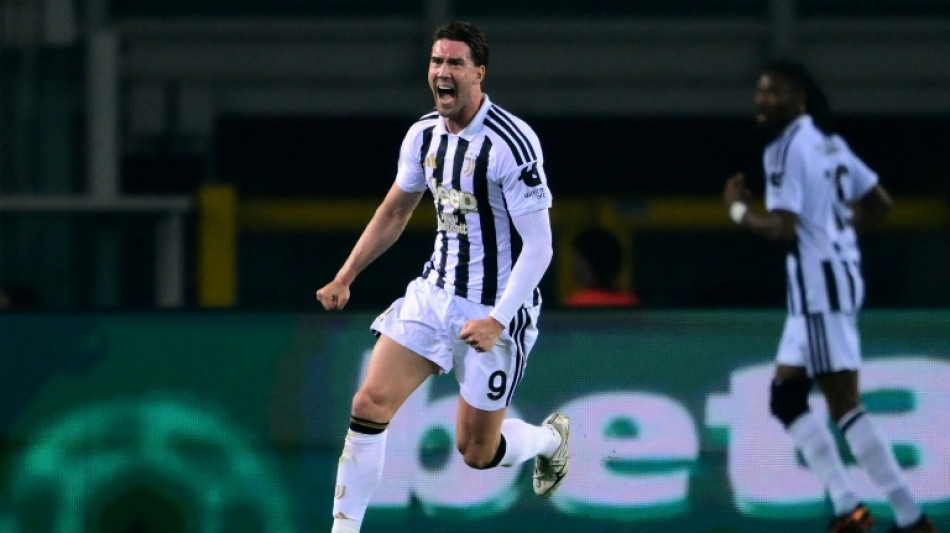 Atacante s&eacute;rvio Dusan Vlahovic deixa Juventus e assina com Besiktas