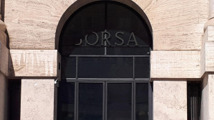 Borsa: Milano chiude in rialzo, +0,35%