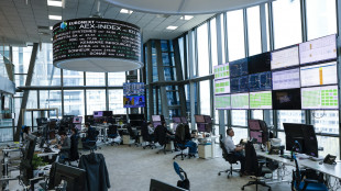 Borsa: l'Europa timida dopo Wall Street, in calo gas e petrolio