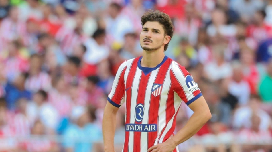 Conselho de administra&ccedil;&atilde;o do Atl&eacute;tico de Madrid apoia decis&atilde;o de n&atilde;o transferir Juli&aacute;n &Aacute;lvarez para o Bar&ccedil;a