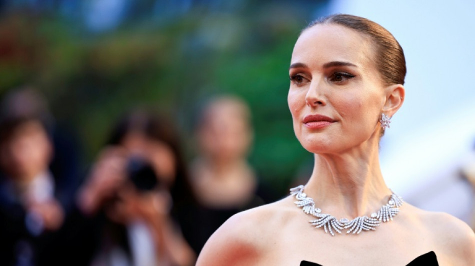 L&eacute;gion d'honneur: Natalie Portman et Christine Lagarde dans la promotion du 14-Juillet