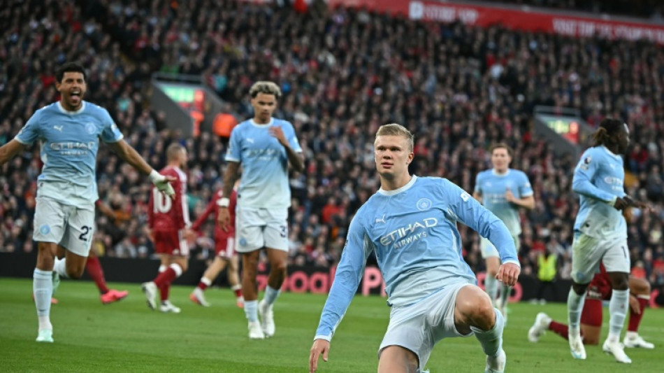 Angleterre : Manchester City &eacute;teint les sifflets d'Anfield, malgr&eacute; la crise