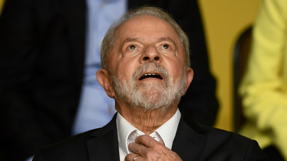 Lula passa por novo procedimento m&eacute;dico com 'sucesso'
