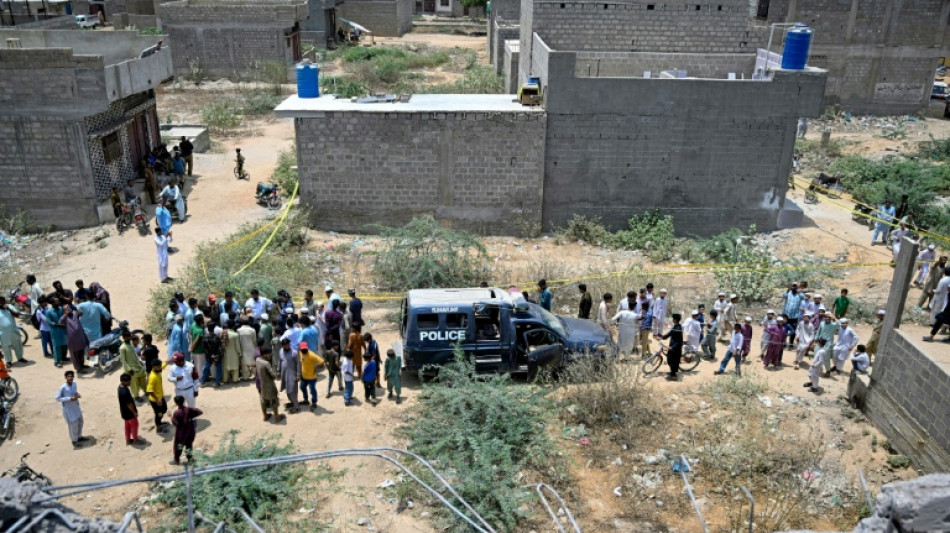 Pakistán derriba 25 drones indios cerca de instalaciones militares