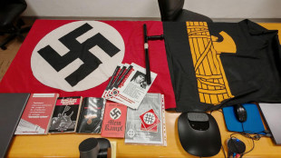 Arrestato 19enne nel Pavese, messaggi nazisti in una chat di scuola