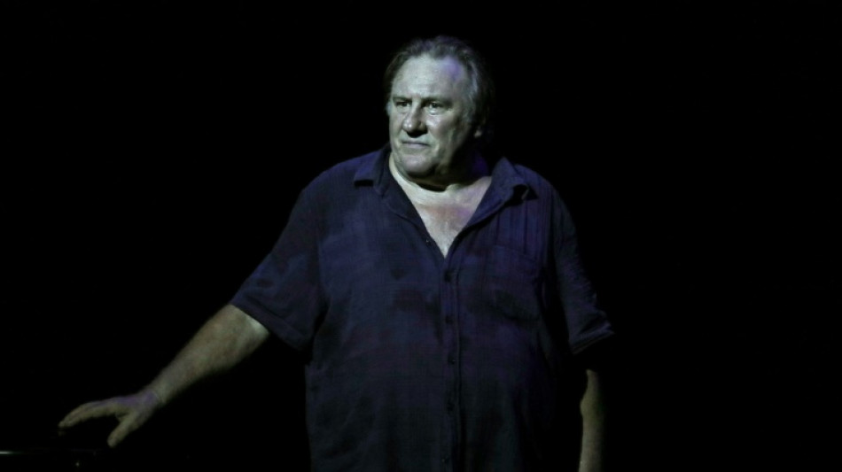 Ator franc&ecirc;s G&eacute;rard Depardieu &eacute; acusado de estupro por jornalista espanhola