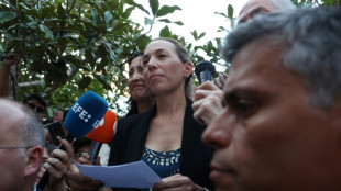 Oposi&ccedil;&atilde;o venezuelana se manifesta na Espanha em apoio a Gonz&aacute;lez Urrutia
