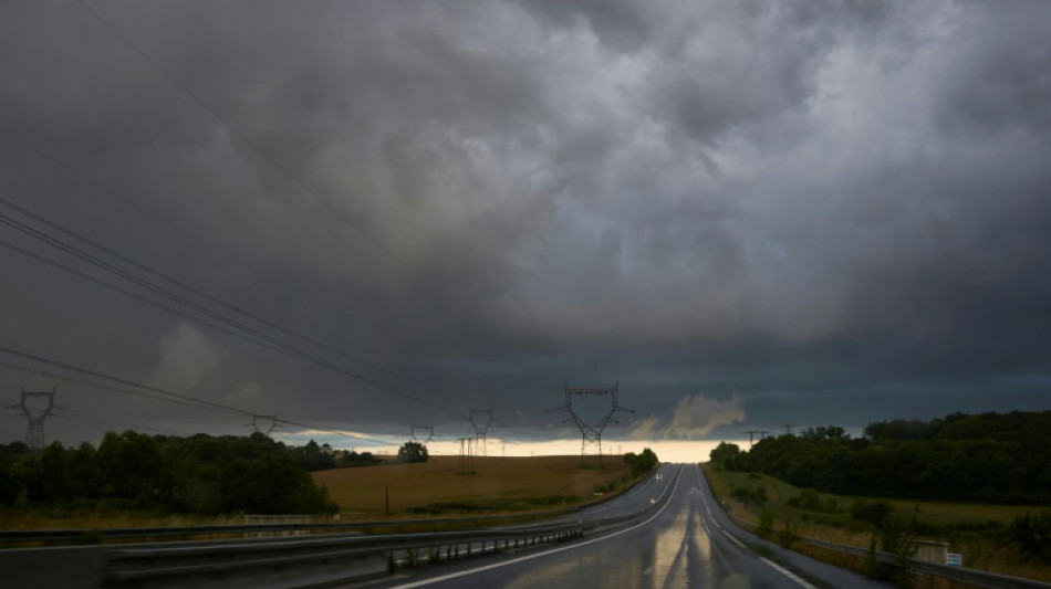 M&eacute;t&eacute;o: vigilance orange orages pour 24 d&eacute;partements samedi