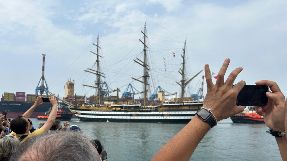 Terminato il tour mondiale, il Vespucci torna a casa