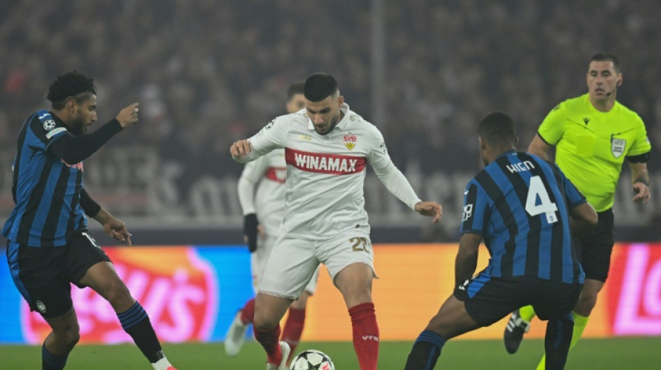 Deniz Undav sofre les&atilde;o e vira desfalque para o Stuttgart