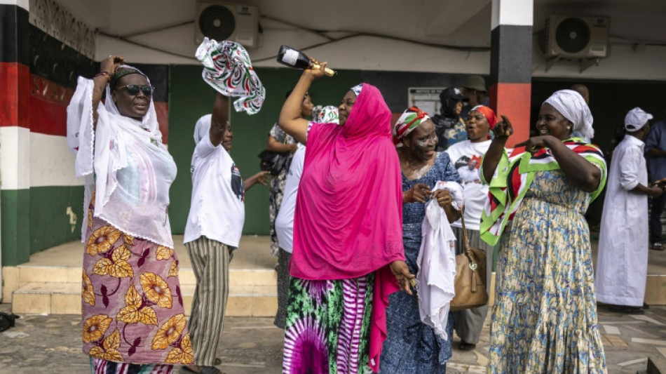 Kandidat der Regierungspartei r&auml;umt nach Wahl in Ghana Niederlage ein