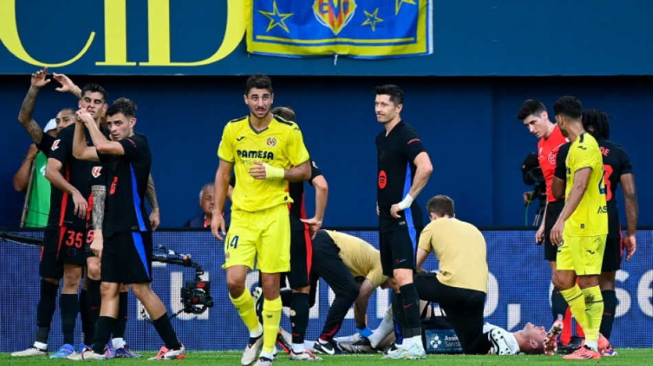 Ter Stegen sofre ruptura do tend&atilde;o patelar e vai desfalcar Bar&ccedil;a por v&aacute;rios meses