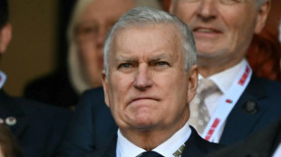 English rugby chief Sweeney survives no confidence vote