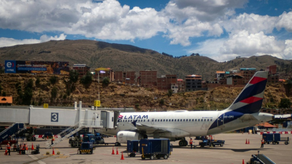 La aerolínea Latam llega a un acuerdo con sus pilotos para levantar la huelga