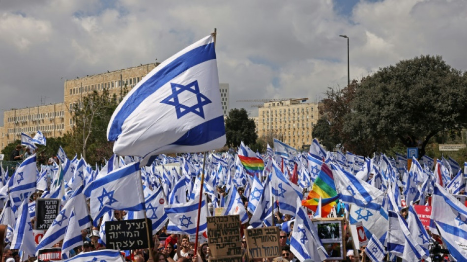 Se inician negociaciones en Israel sobre reforma judicial que partió al país