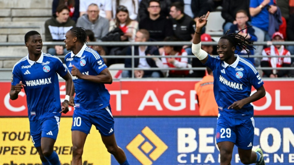 Strasbourg close in on Champions League with Ligue 1 win at Reims