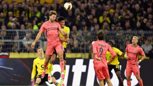 Fuellkrug halts Dortmund after late goal flurry