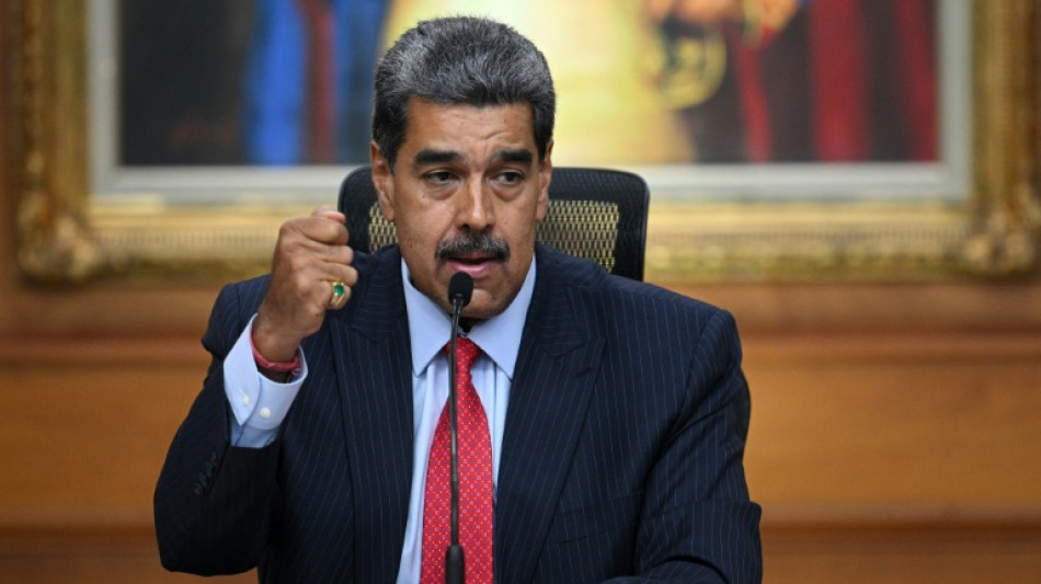 Maduro promete entregar atas e diz que opositores t&ecirc;m que estar 'atr&aacute;s das grades'