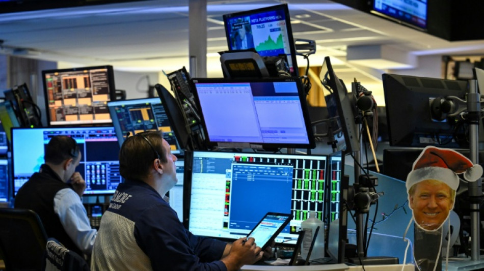 Wall Street reste prudente après une semaine marquée par des records