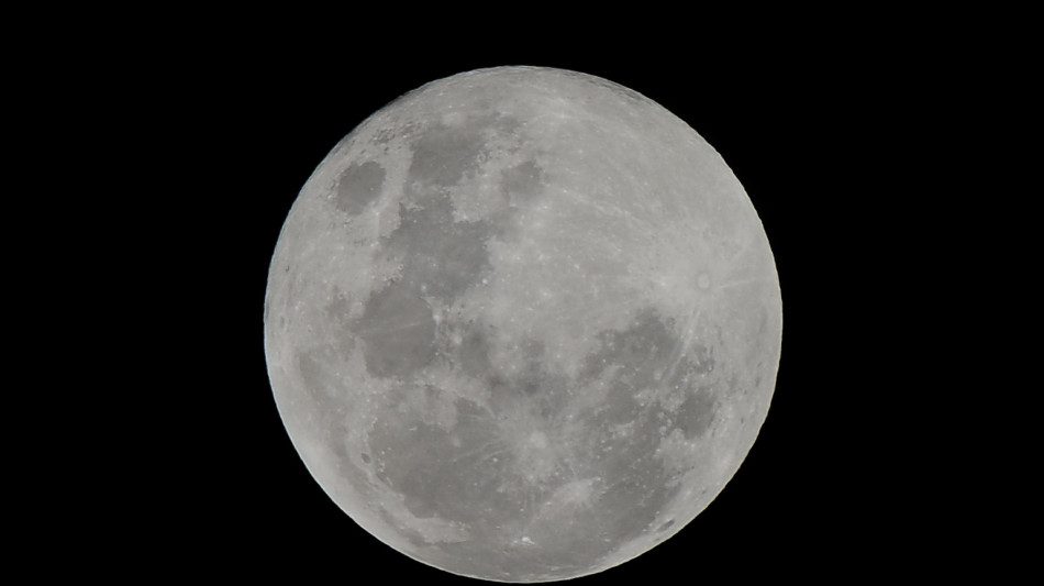 Un nuovo grande cratere sulla Luna, se ne forma uno ogni secolo